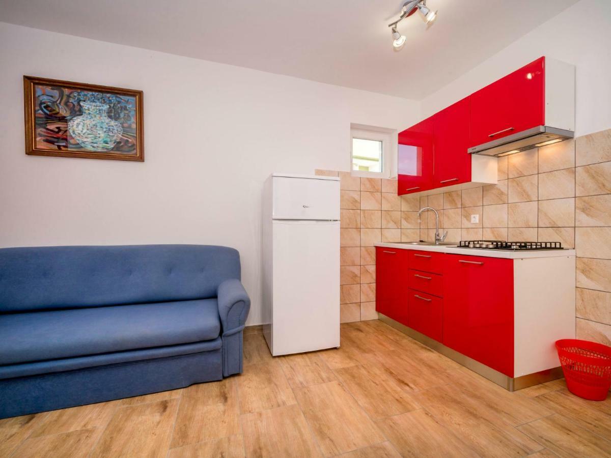Apartment Hilde Red-8 By Interhome Медулин Екстериор снимка